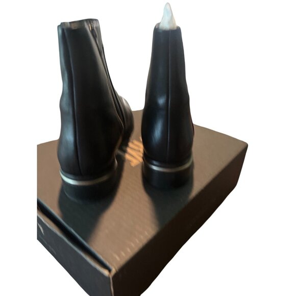 Frye Charlie Seam Short Black Leather Ankle Boots 10M Side Zippers Womens - Picture 7 of 9